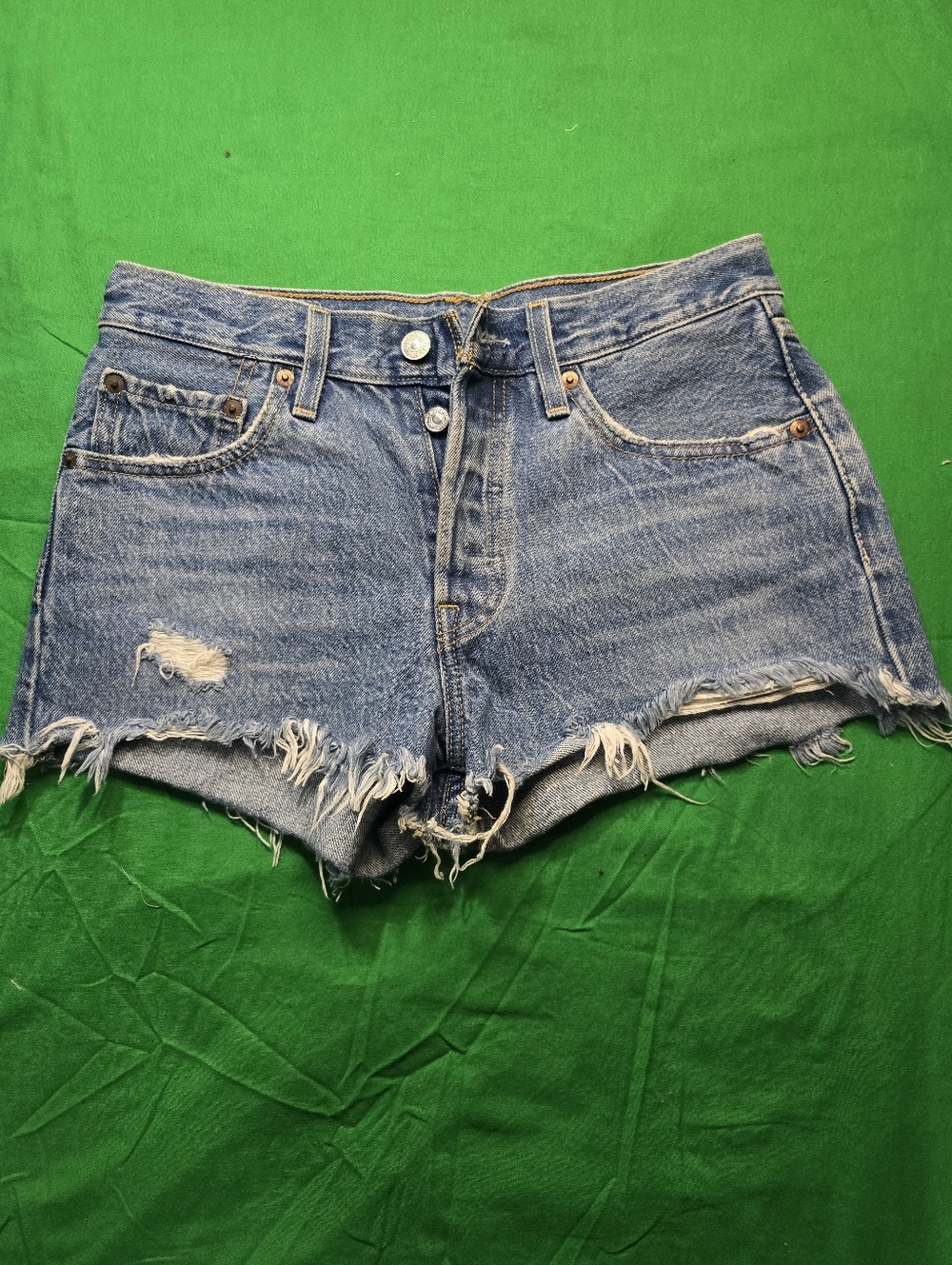 Levis  501 Women Cut Off Denim Shorts Waist 26